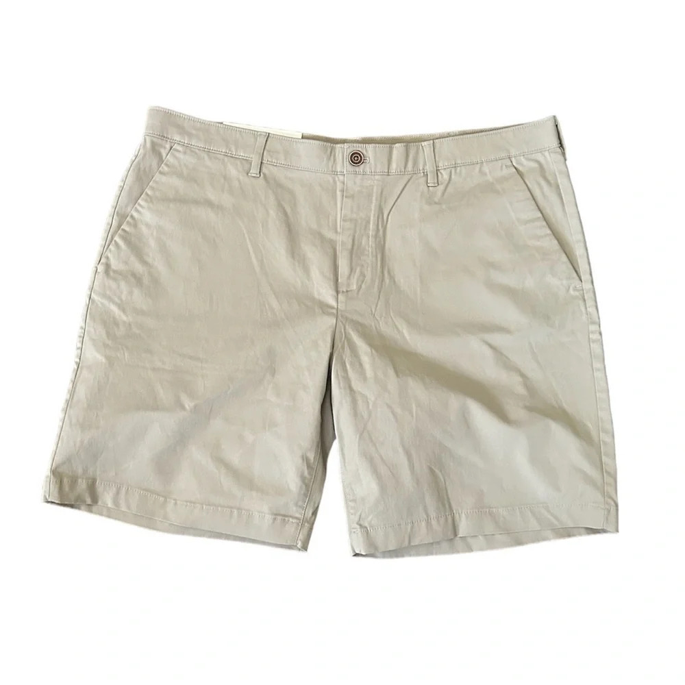 NWT English Laundry The CEO Midway Shorts flex waist sz40 color tan tech stretch